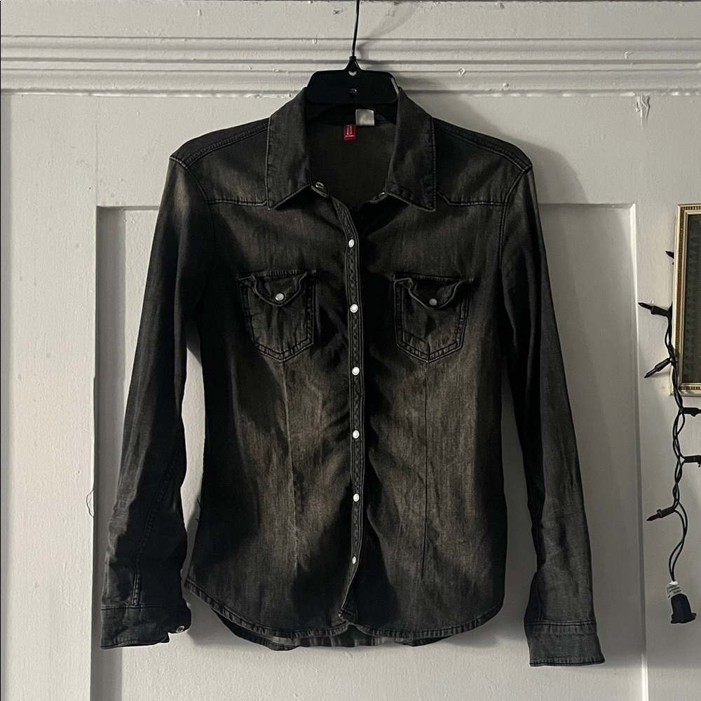 H&M Dark Gray Shirt